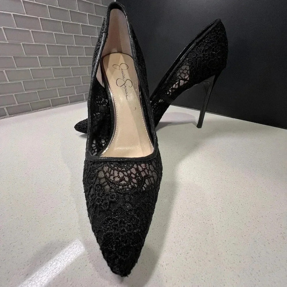 Gently worn Black Lace 4” Jessica Simpson heels Size 10 dress up or down - Picture 1 of 8